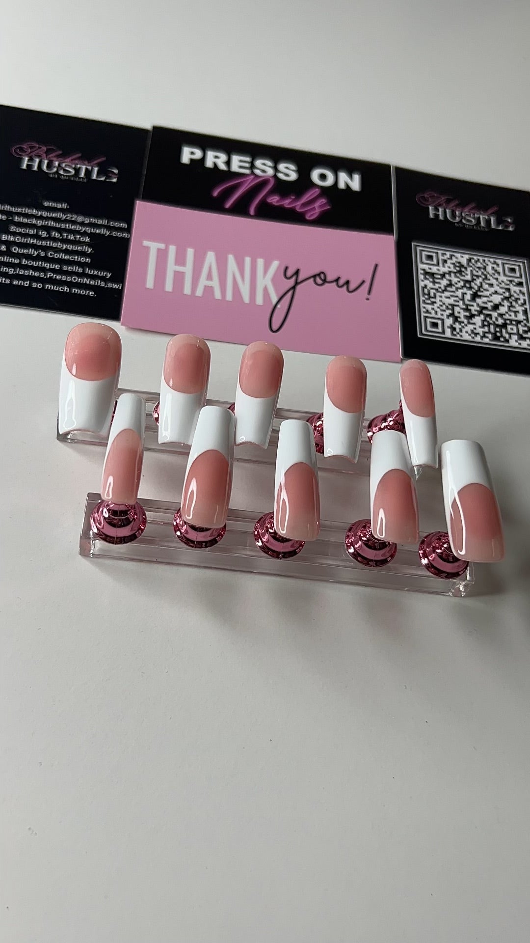 French Tip Press On Smedium Size Nails